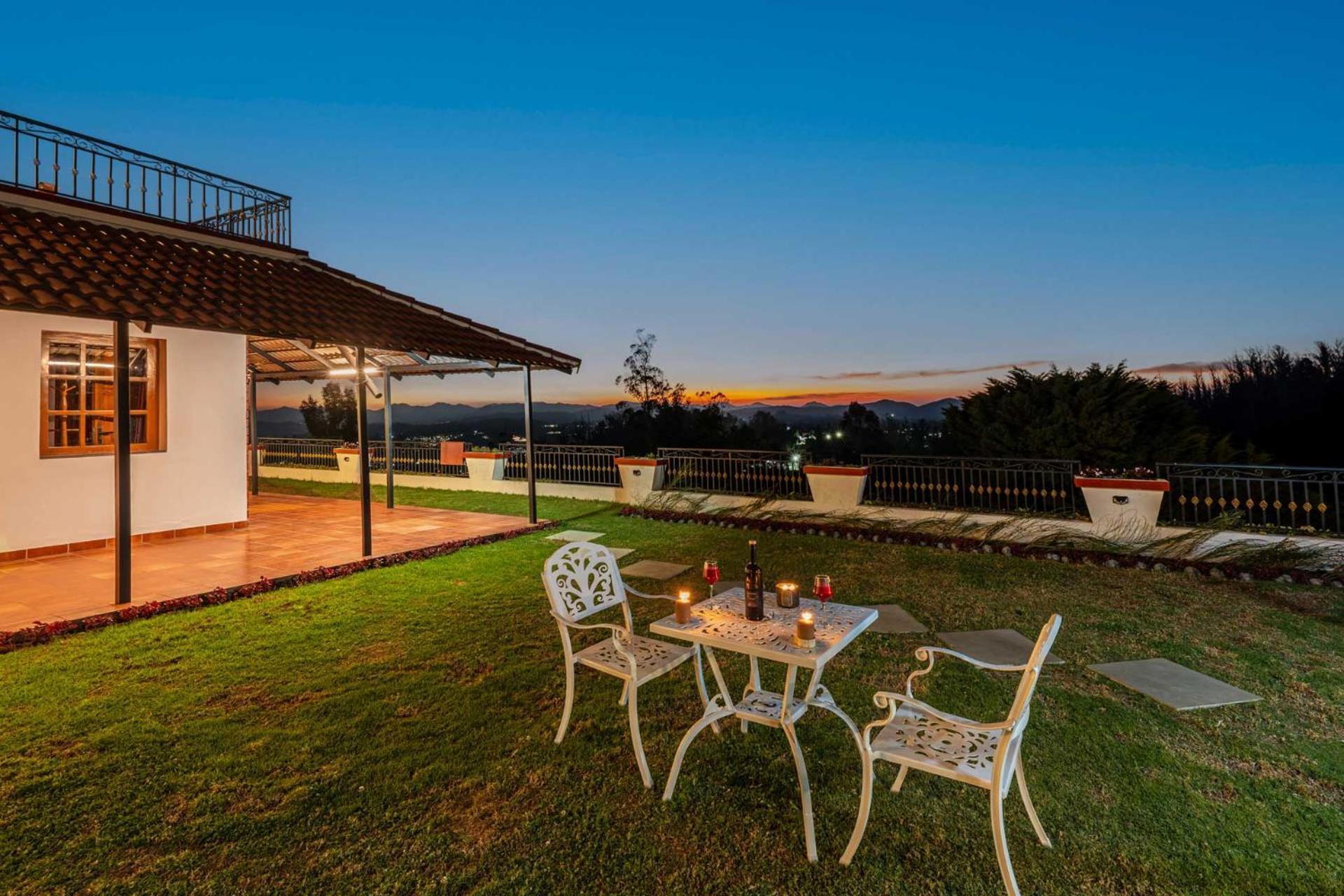 Stayvista At The West Wind 5Bhk Villa Ooty Comp Breakfast Exteriör bild