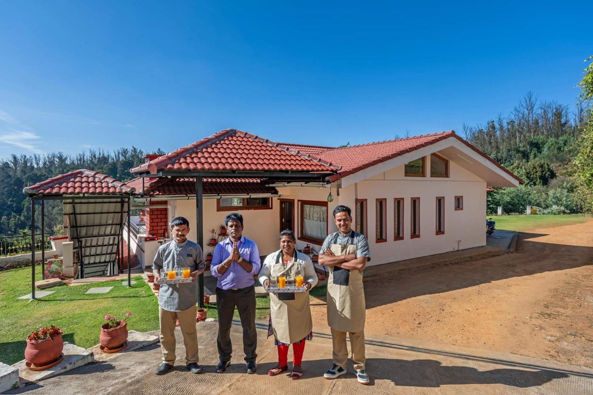 Stayvista At The West Wind 5Bhk Villa Ooty Comp Breakfast Exteriör bild
